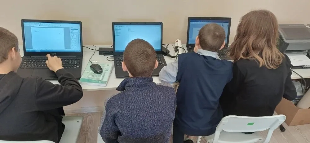 Компьютерная азбука/Будни центра ТОЧКА РОСТА.