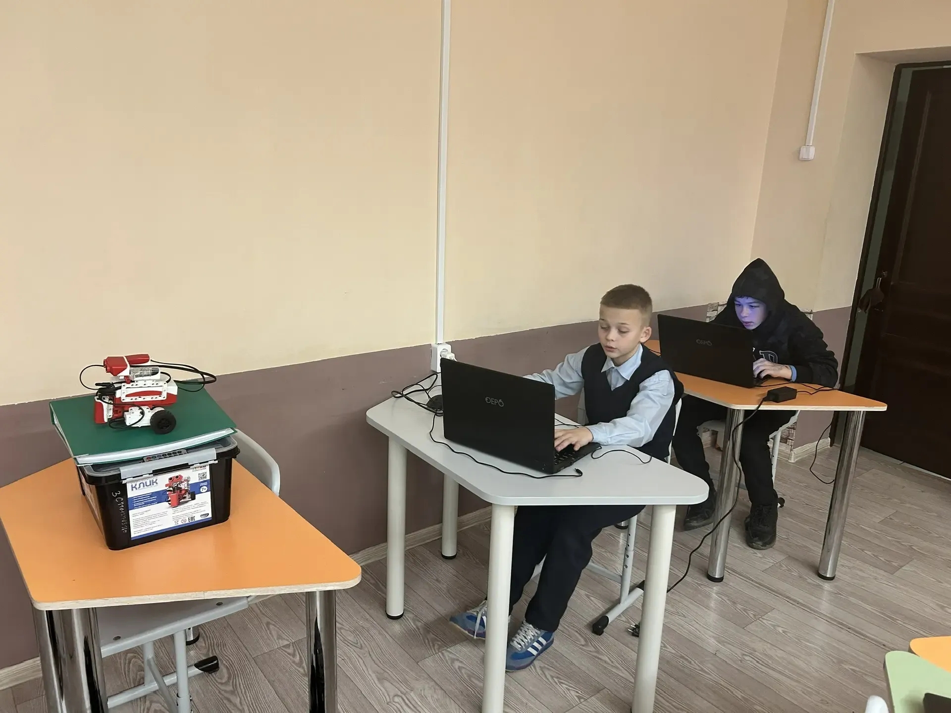 Кружок «Роболэнд»/Будни центра ТОЧКА РОСТА.