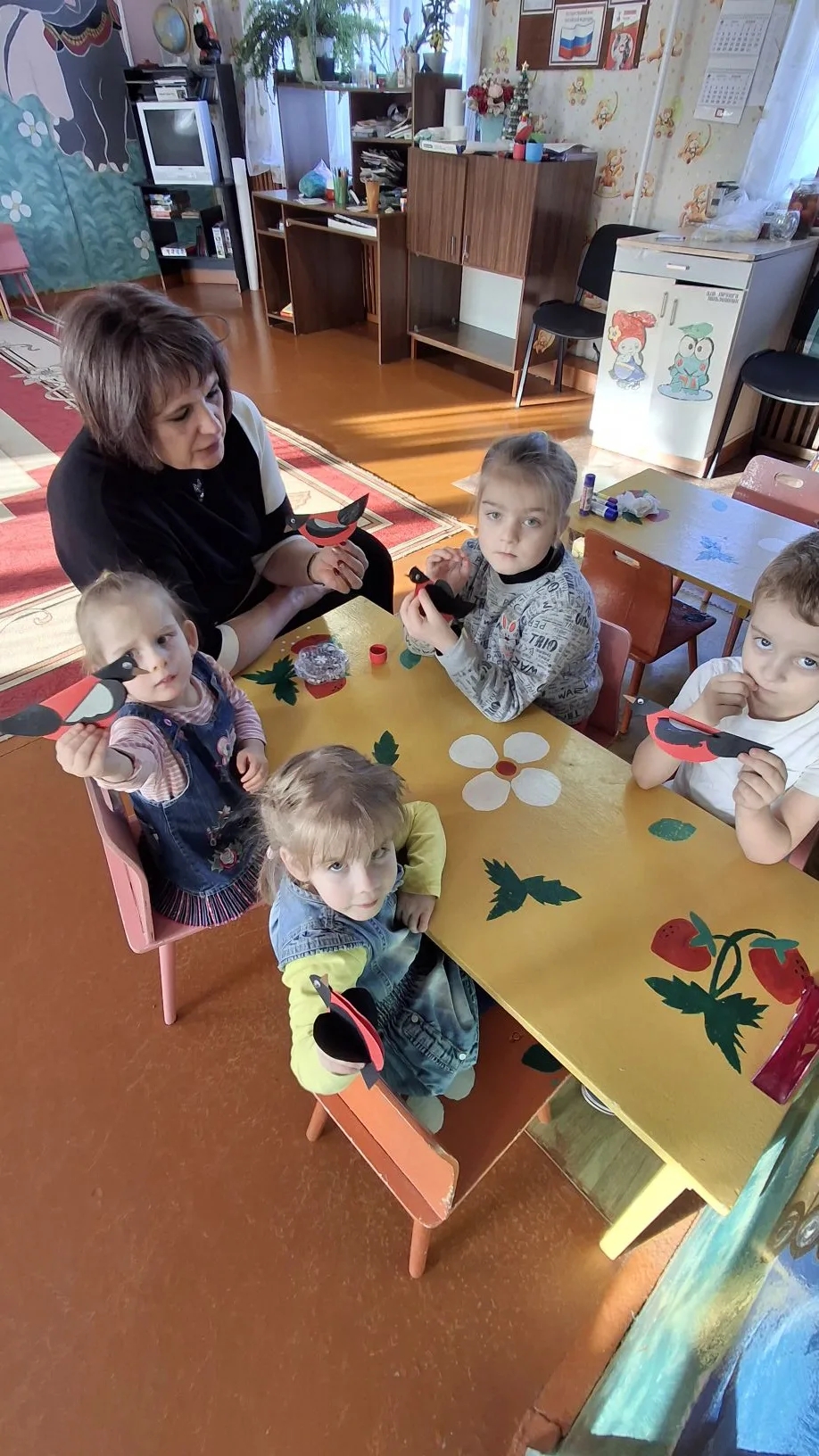 Маленькая птичка с большим сердцем/дошкольная группа.