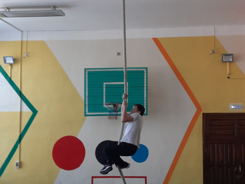 Спортивный конкурс «А ну-ка, мальчики» среди учащихся 1-11классов..