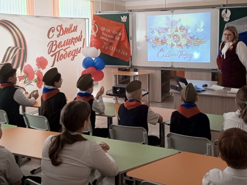 «Маленькие герои страшной войны»/библиотечный урок/.